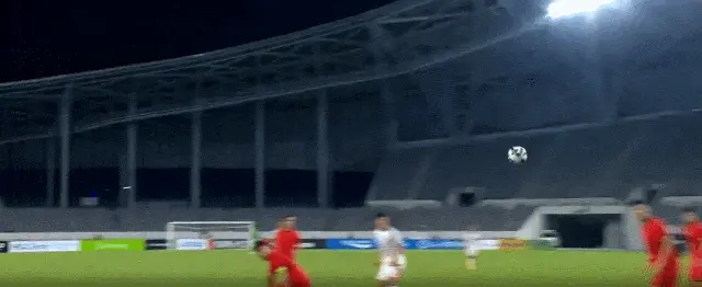 东亚杯-张玉宁失单刀国足0-2不敌日本遭两连败的简单介绍