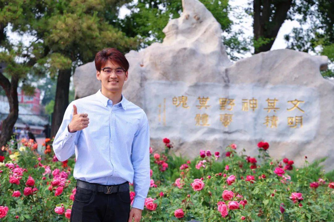 冠军班研究生顺利毕业，徐嘉余：感谢北京体育大学的栽培的简单介绍