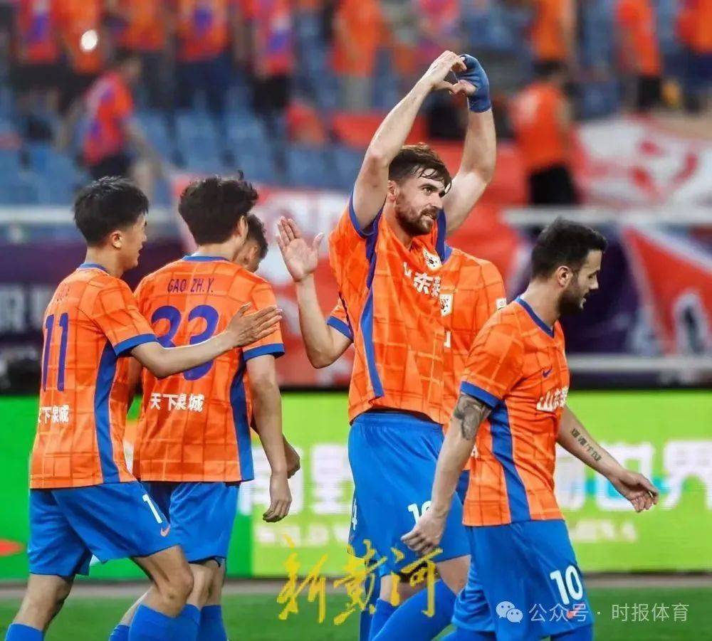 开云体育-中超-泽卡梅开二度双方7中门框泰山3-1三镇结束两连败(不锈钢电梯门套效果图)